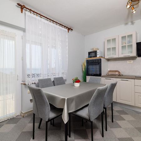 דראמליי Apartments Melita מראה חיצוני תמונה