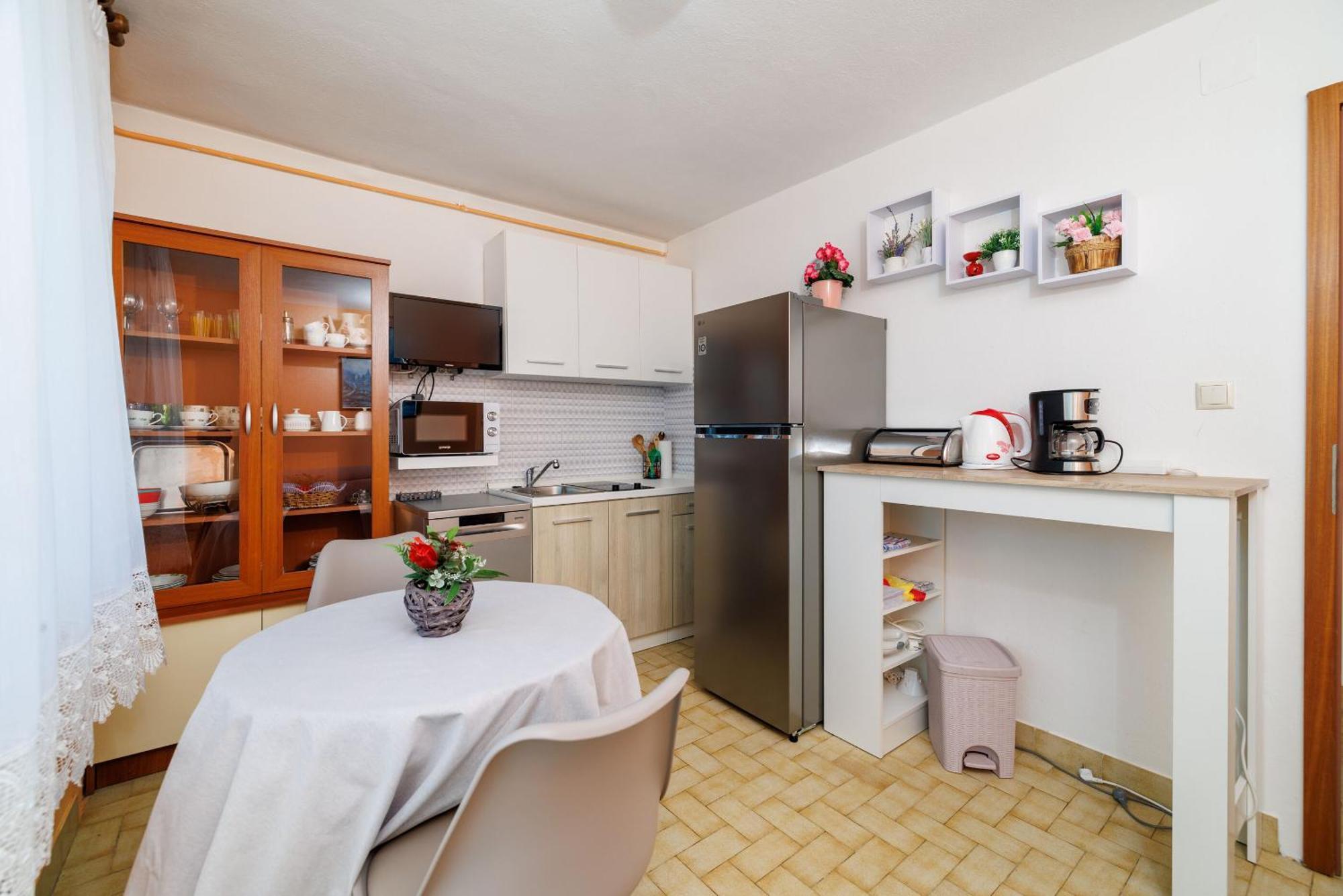 דראמליי Apartments Melita מראה חיצוני תמונה