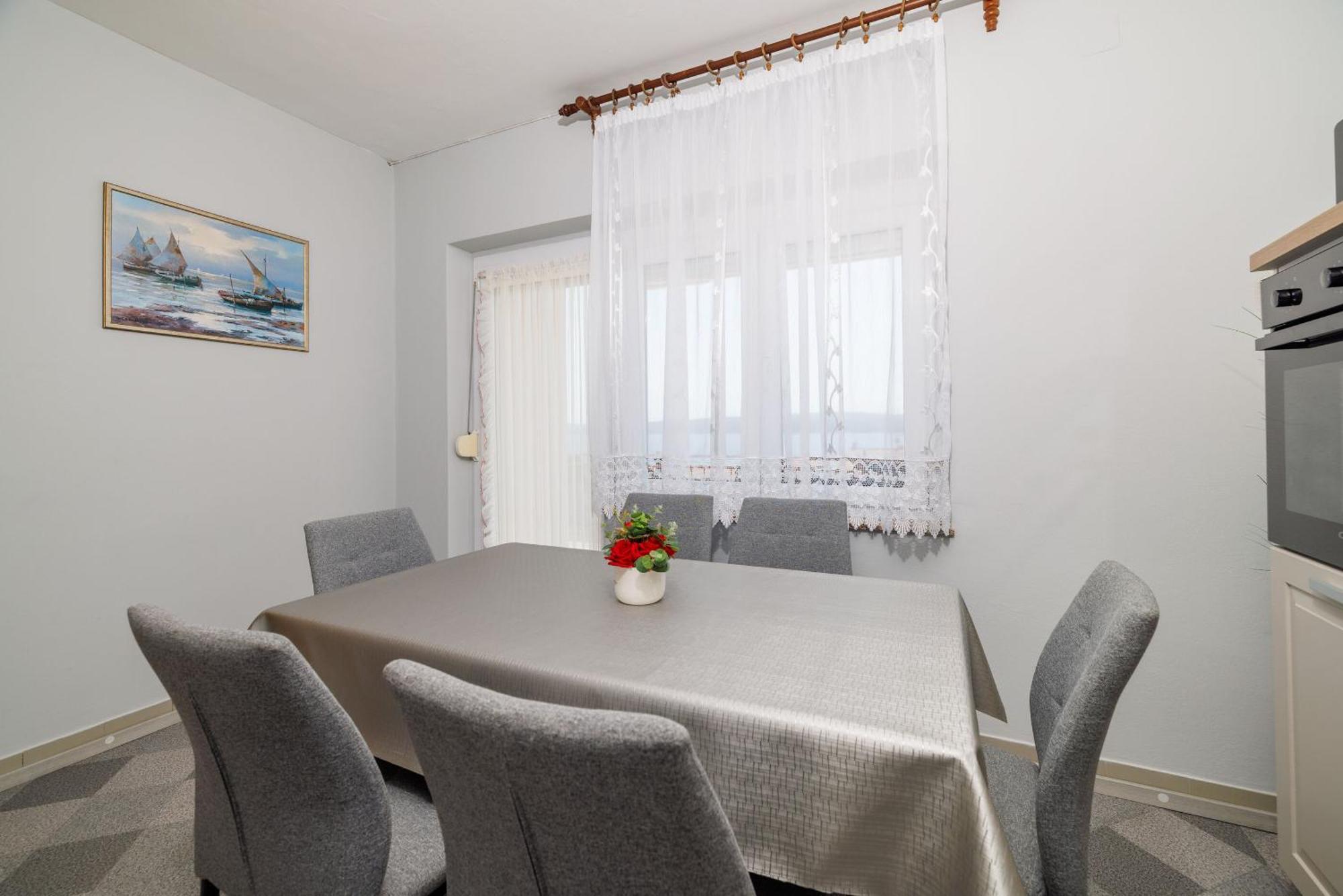 דראמליי Apartments Melita מראה חיצוני תמונה
